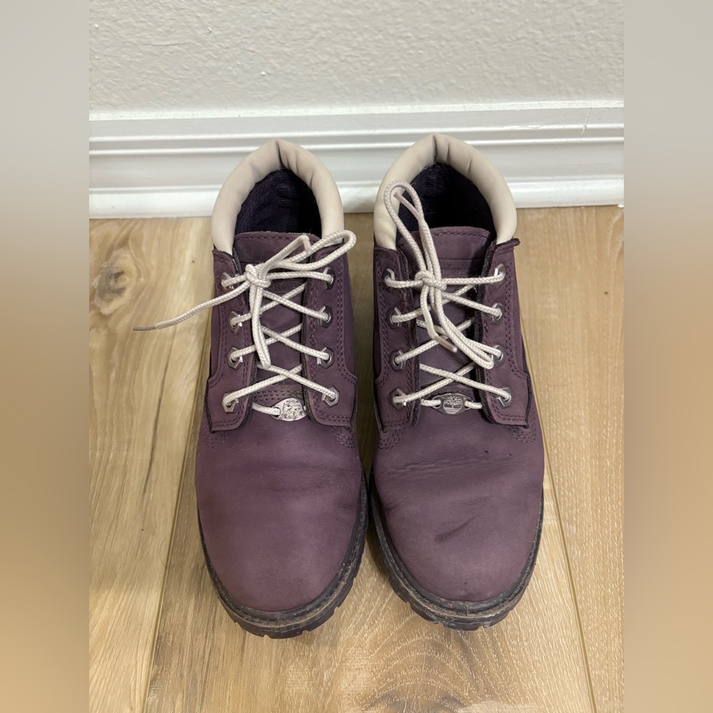 Timberland Purple and Cream Women’s Ankle Boots in size 6
